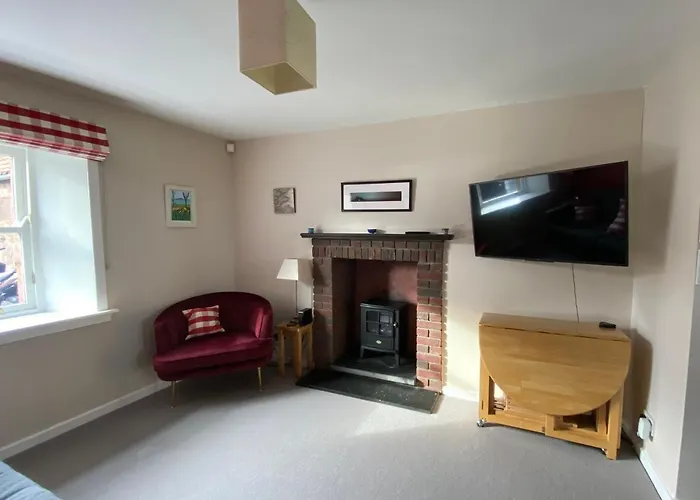 Charming Cottage In North Berwick With Sea Views
